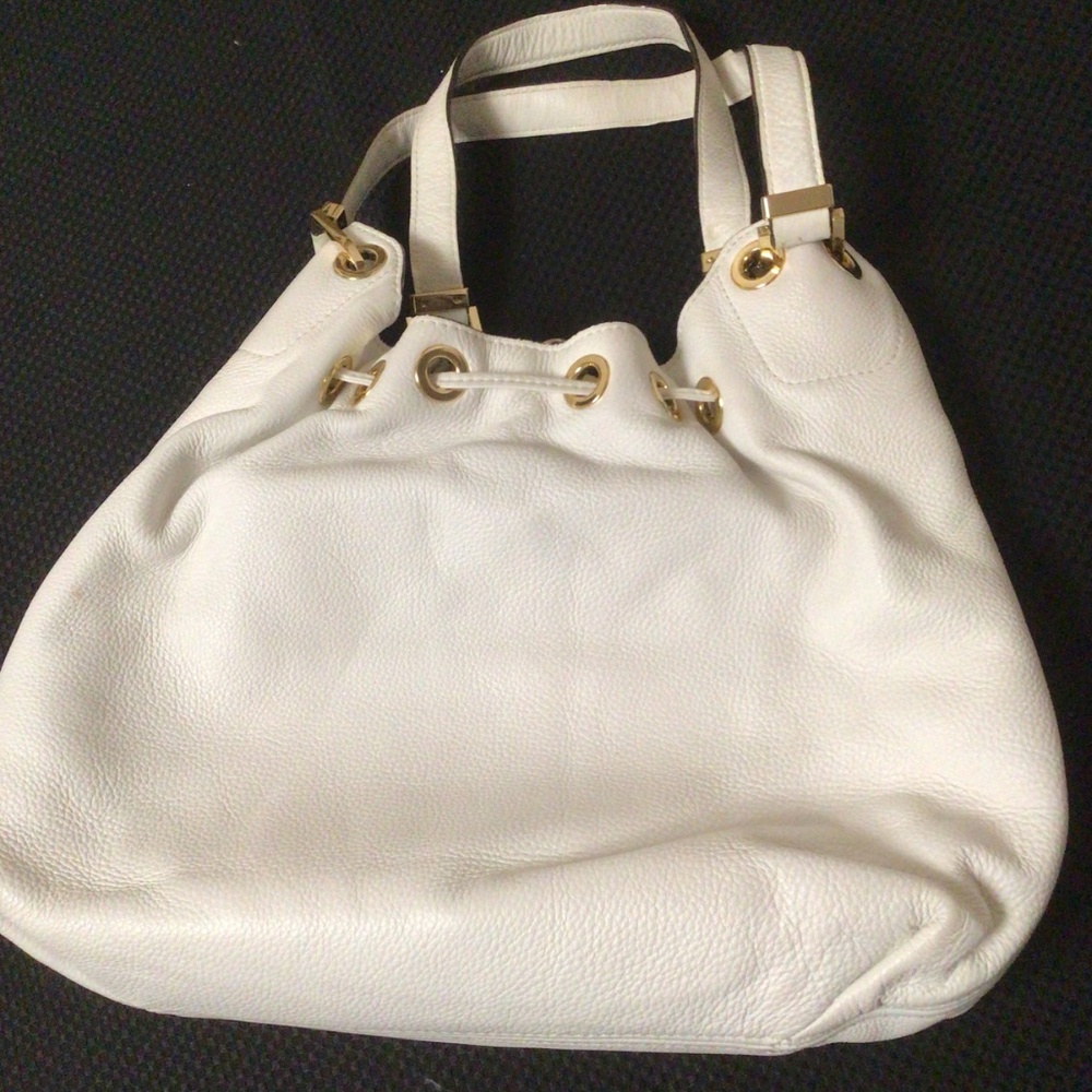 MICHAEL Michael Kors all-leather white hobo bag ๐ค - Picture 3 of 4